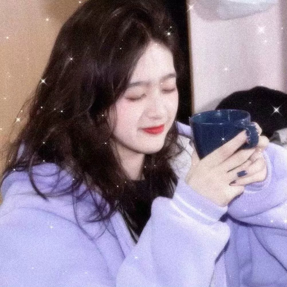 李泳知的彩虹封面